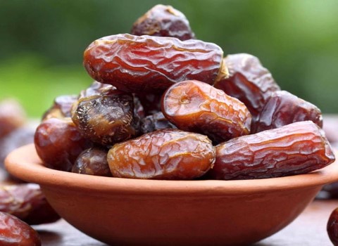تصویر 2 از خرما پیارم تواضع با بسته بندی مناسب پذیرایی